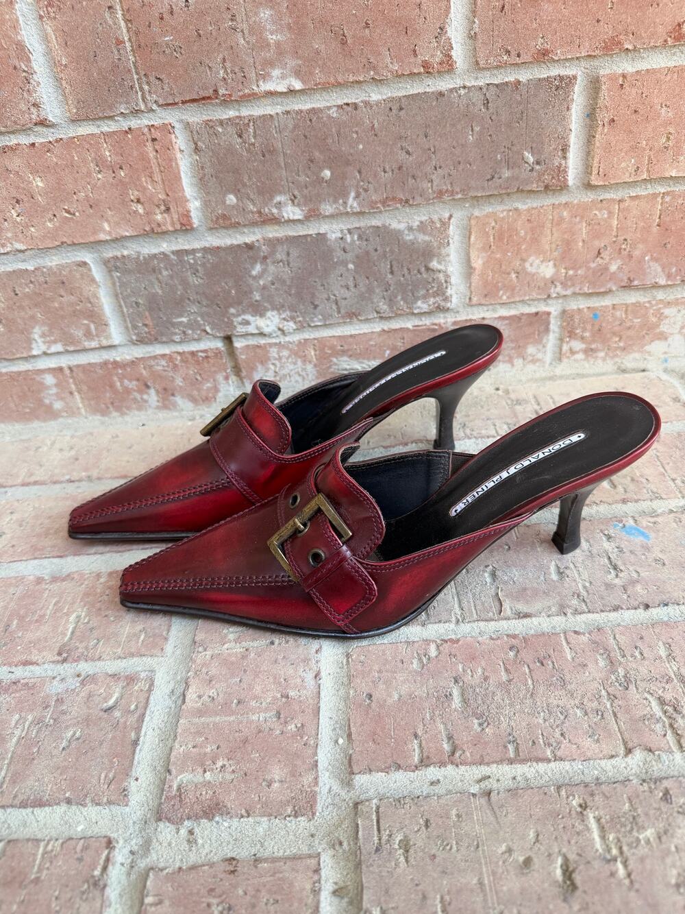 Donald J. Pliner Vintage Red Mules Heels Size 9 New! - Picture 1 of 10